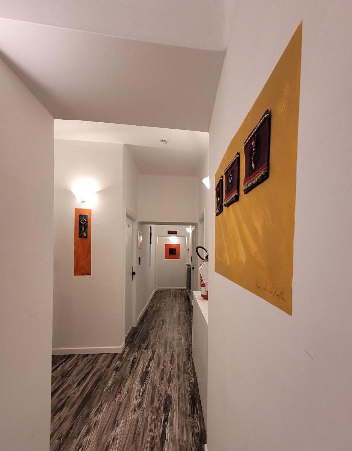 Hotel San Francesco E Il Lupo Губио Екстериор снимка