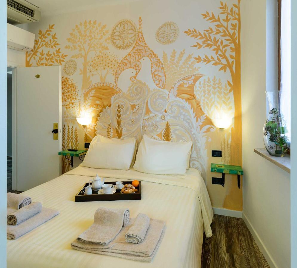 Hotel San Francesco E Il Lupo Губио Екстериор снимка