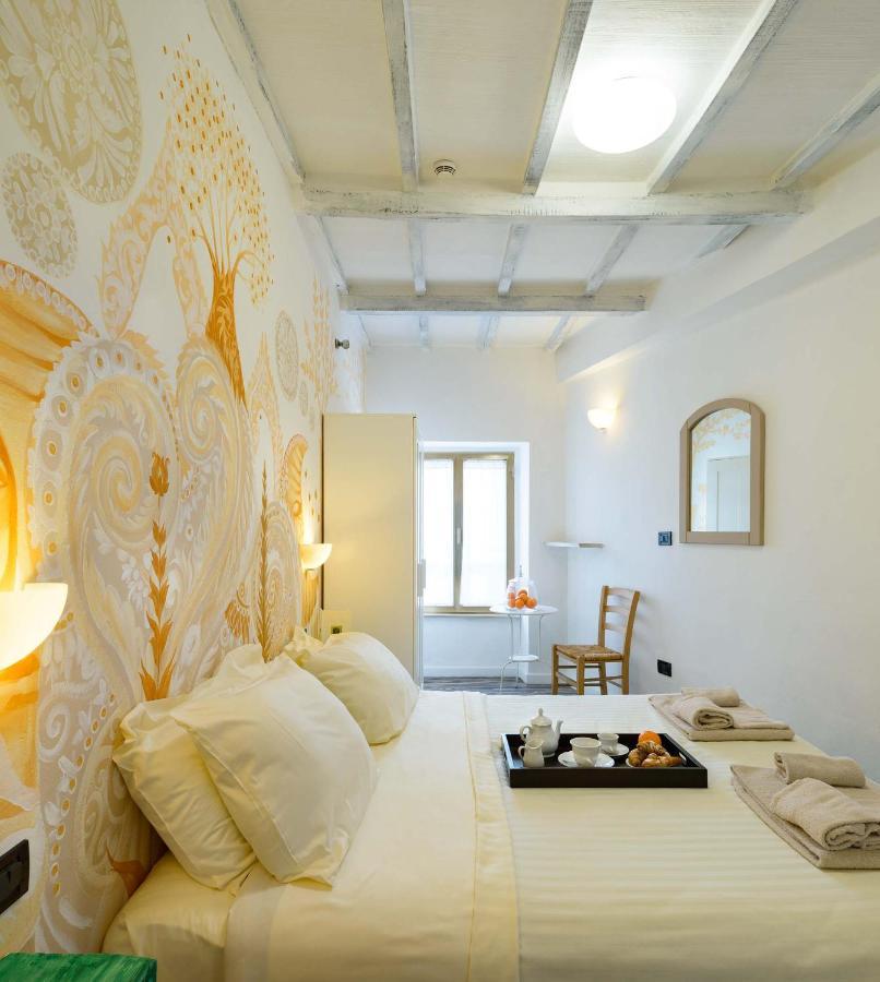 Hotel San Francesco E Il Lupo Губио Екстериор снимка