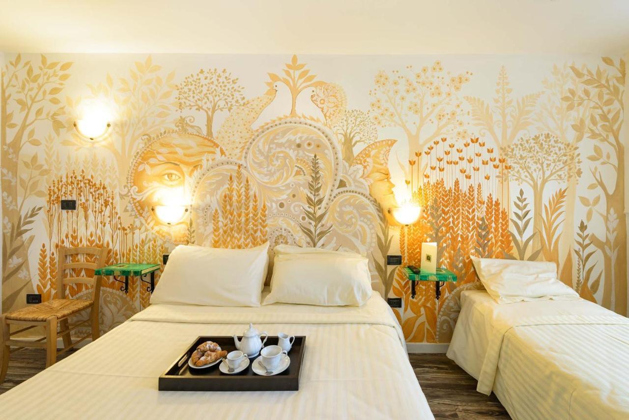 Hotel San Francesco E Il Lupo Губио Екстериор снимка