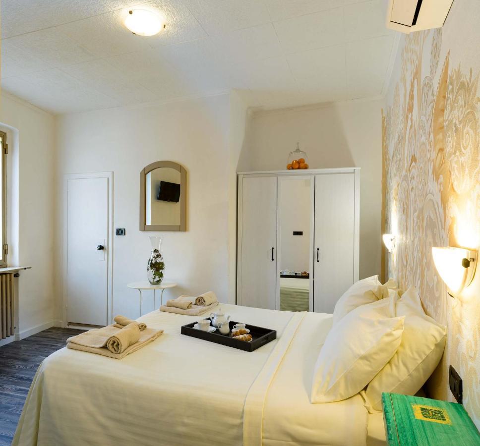 Hotel San Francesco E Il Lupo Губио Екстериор снимка