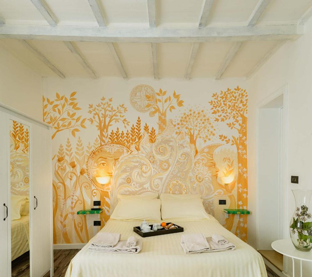 Hotel San Francesco E Il Lupo Губио Екстериор снимка